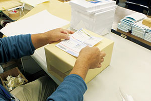 封入・梱包・軽作業中