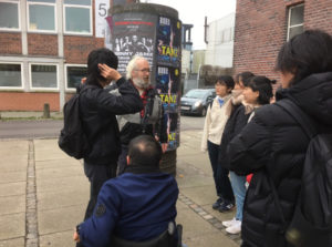 ホームレスインタビュー中